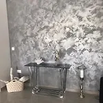 Mirakul Villa *