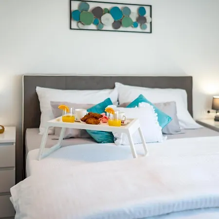 Mirakul 别墅 希贝尼克